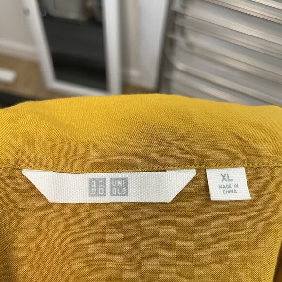 Uniqlo Linen Blend Boxy Button Front Shirt Lightweight Golden Yellow size XL - Picture 4 of 5